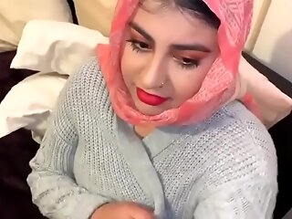 arabian beauty mode blowjob